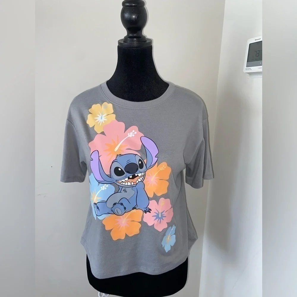 NWT Disney Lilo and Stitch crop top T shirt size small - Picture 3 of 5